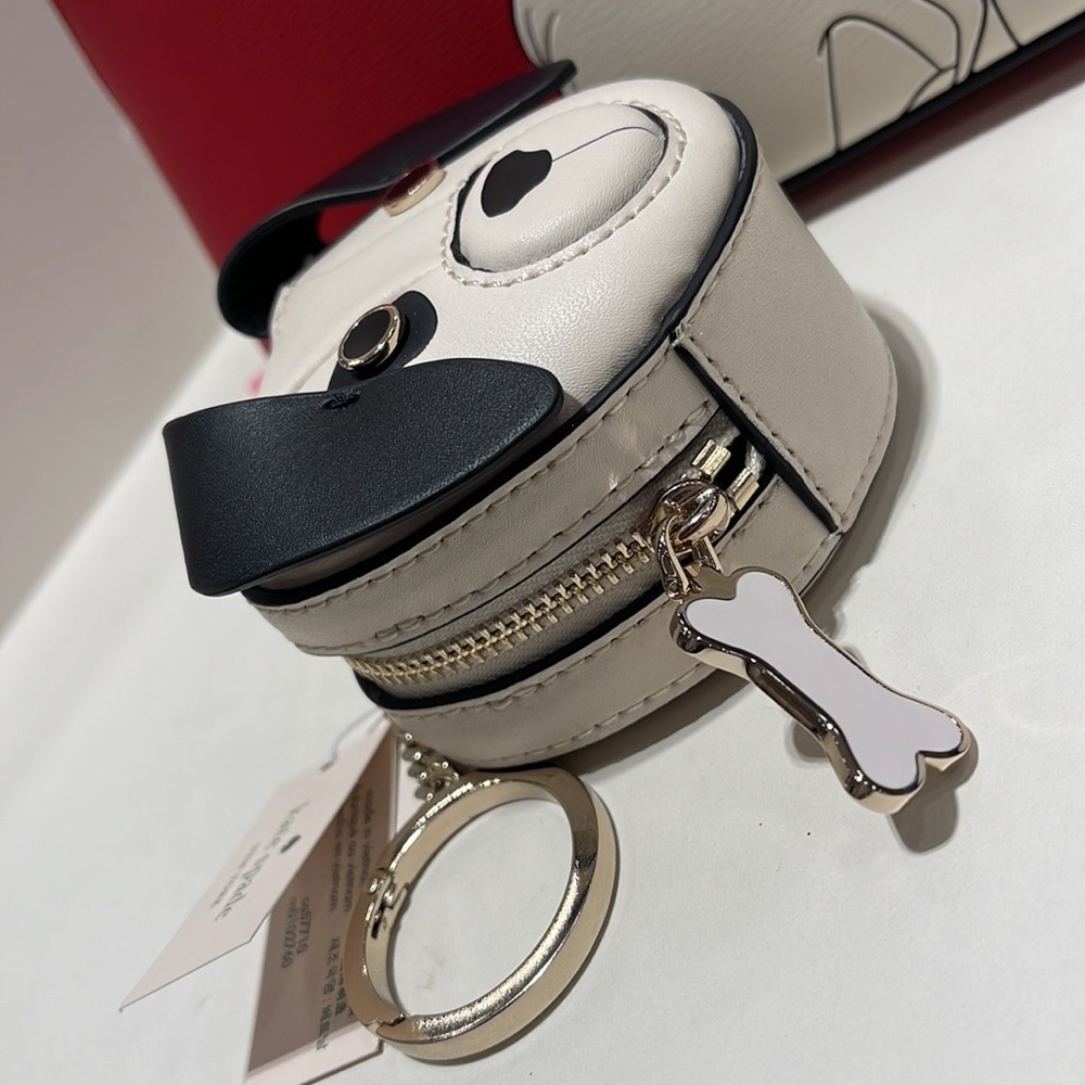 Kate Spade Claude Dog Coin Purse
COLOR:
Multi - Picture 11 of 16